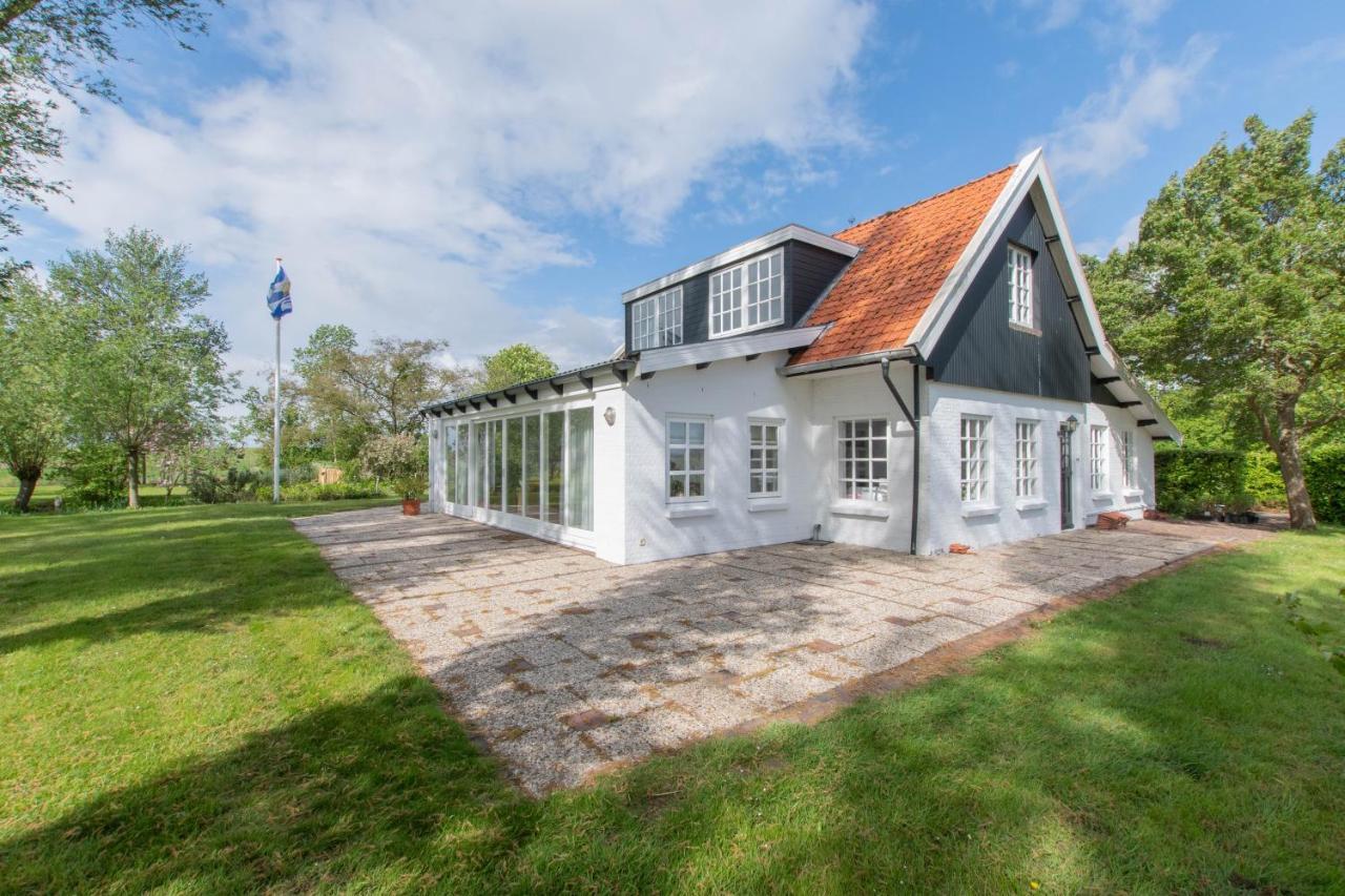 Prachtig Gelegen Vrijstaand Landhuis Hansweert Εξωτερικό φωτογραφία